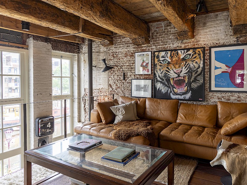  MIKA